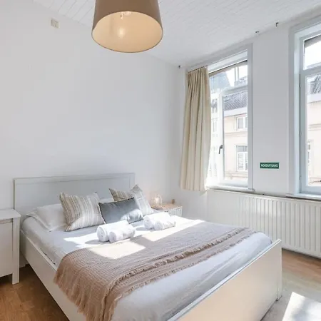 Vakantiehuis Huswell - Lapon - Spacious & Stylish Vacation Retreat