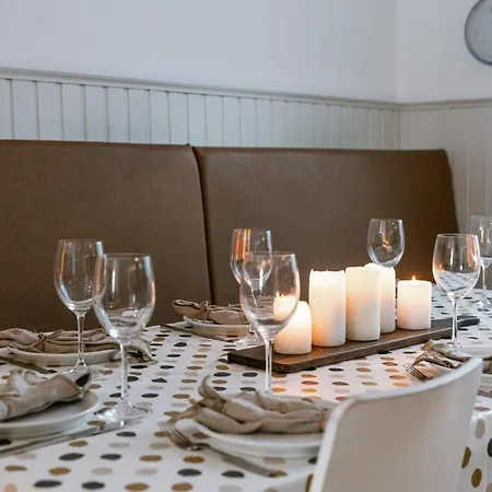 Vakantiehuis Huswell - Lapon - Spacious & Stylish Vacation Retreat Oostende